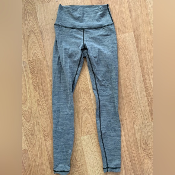 Lululemon green strip leggings - Picture 1 of 2